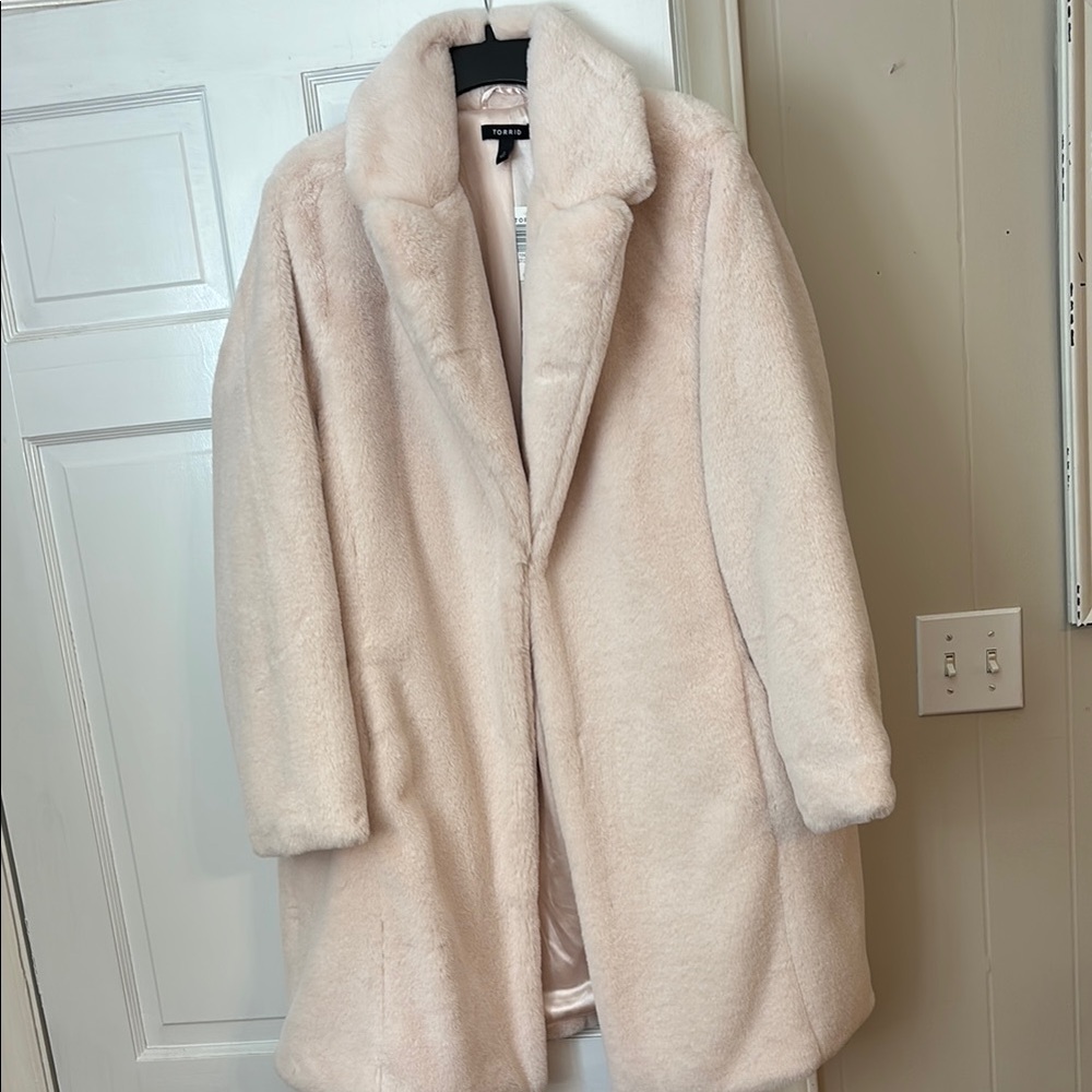 Torrid Soft Pink Longer Length Teddy Jacket/Coat Size 2